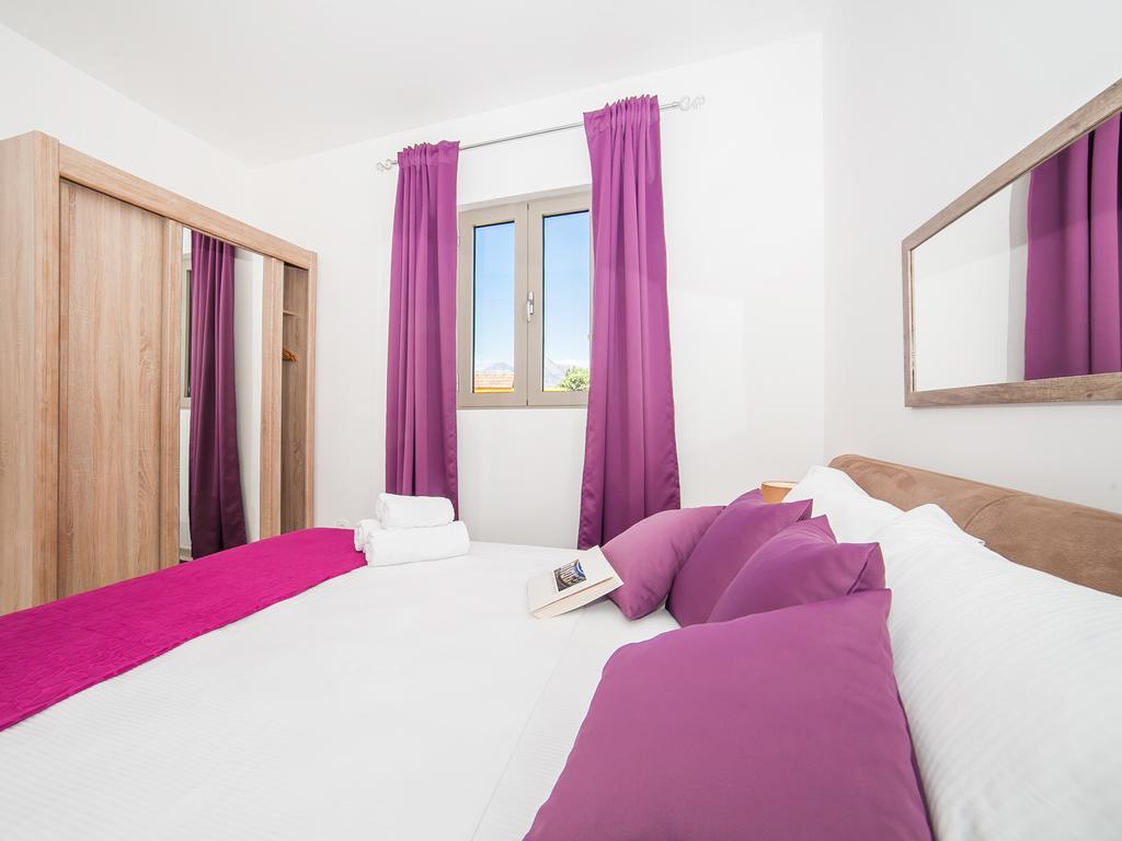 Apartments Castello โกตอร์ ภายนอก รูปภาพ