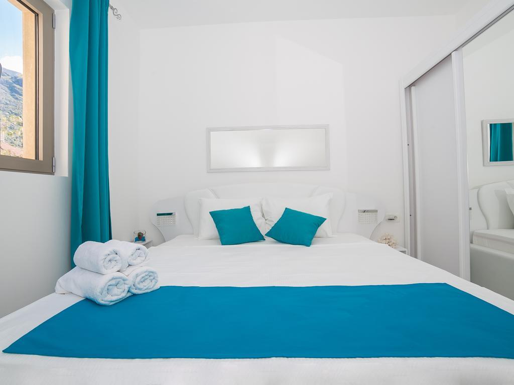 Apartments Castello โกตอร์ ภายนอก รูปภาพ