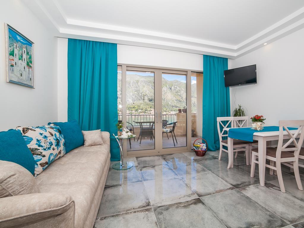 Apartments Castello โกตอร์ ภายนอก รูปภาพ