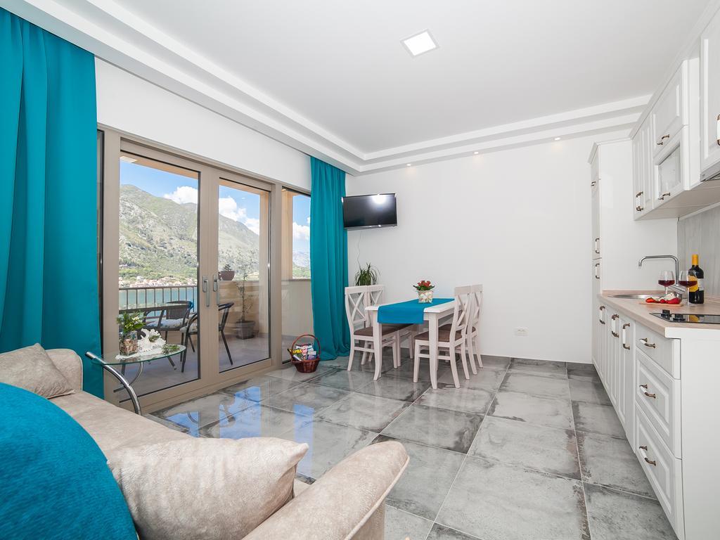 Apartments Castello โกตอร์ ภายนอก รูปภาพ