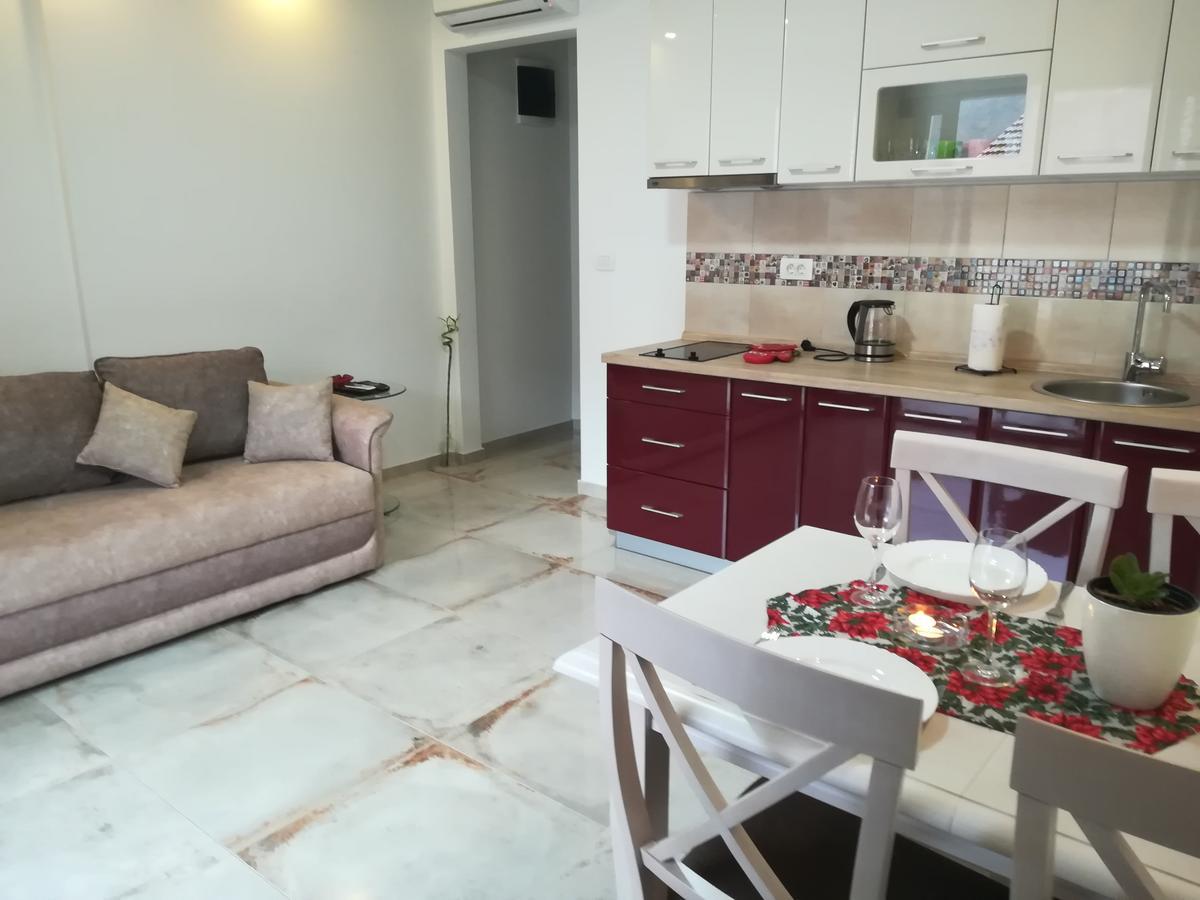 Apartments Castello โกตอร์ ภายนอก รูปภาพ