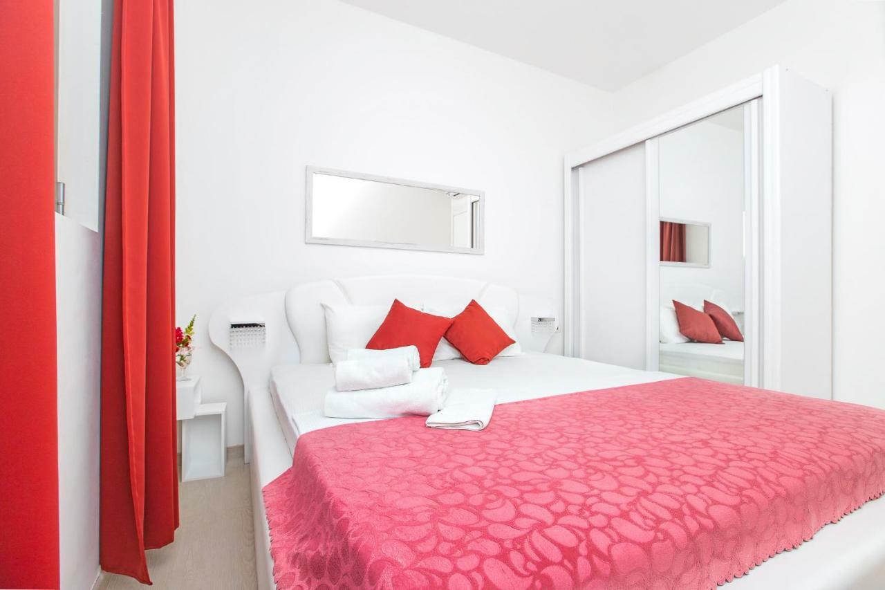 Apartments Castello โกตอร์ ภายนอก รูปภาพ
